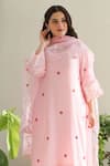 ASRUMO_Pink Cotton Gauze Embroidery Thread Bloom Round Neck And Lace Kurta Pant Set _Online