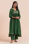 Buy_Priya Chaudhary_Green Soft Chanderi Embroidered Floral Notched Round Yoke A-line Kurta Pant Set _at_Aza_Fashions