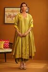 Buy_OMANA BY RANJANA BOTHRA_Green Kurta And Trouser Cotton Satin Applique Floral V Jasmine Straight Set _at_Aza_Fashions