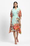 Buy_Satya Paul_Green Crepe Printed Floral V Neck Medieval Meadow Kaftan _at_Aza_Fashions