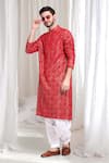 Buy_Aham-Vayam_Red Cotton Embroidered Thread Mridul Paisley Kurta With Patiala 