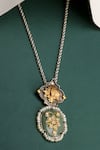 Buy_Sangeeta Boochra_Green Shanaya Floral Carved Pendant Necklace _at_Aza_Fashions