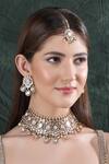 Buy_Auraa Trends_Gold Plated Stones Kundan Embellished Necklace Set _at_Aza_Fashions