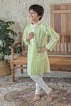 Buy_The Plum Bum_Green Cotton Leaf Stripe Pattern Kurta And Pant Set _at_Aza_Fashions