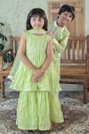 The Plum Bum_Green Cotton Leaf Stripe Pattern Kurta And Pant Set _at_Aza_Fashions