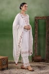 Buy_Geroo Jaipur_White Cotton Embroidered Thread Notched Floral Vine Kurta Pant Set _Online_at_Aza_Fashions