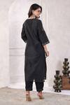 Shop_Geroo Jaipur_Black Chanderi Embroidered Thread Notched Vine Kurta With Pant _at_Aza_Fashions