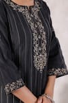 Shop_Geroo Jaipur_Black Chanderi Embroidered Thread Notched Vine Kurta With Pant 