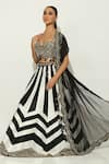 Buy_Vandana Sethi_Black Dupion Silk Embellished Mirrorwork Sweetheart Monochrome Lehenga Set 