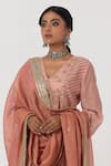 Buy_Pants and Pajamas_Pink Chanderi Mul Embroidered Thread V-neck Geometric Floral Kurta With Pant 