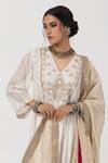 Buy_Pants and Pajamas_White Chanderi Mul Embroidered Thread V-neck Geometric Flora Kurta With Pant _Online_at_Aza_Fashions