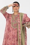 Buy_Pants and Pajamas_Pink Chanderi Mull Embroidered Sequins Round Floral Block Print Kurta Pant Set 