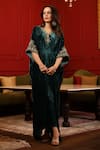 Buy_k-anshika_Green Velvet Embroidery Resham V Neck Kaftan _at_Aza_Fashions