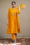 Buy_Sobariko_Orange Silk Woven Phoolista Round Neck Yoke Kurta Pant Set _at_Aza_Fashions