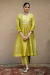 Shop_Sobariko_Green Silk Woven Phool Jaal Round Neck Kurta Pant Set _at_Aza_Fashions