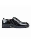 Wednesday Lifestyle_Black Textured Todd Derby Shoes _Online_at_Aza_Fashions