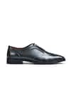 Wednesday Lifestyle_Black Louis Genuine Leather Oxford Shoes _Online_at_Aza_Fashions