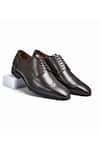 Buy_Wednesday Lifestyle_Brown Classic Ii Leather Shoes _at_Aza_Fashions