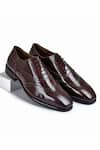 Buy_Wednesday Lifestyle_Maroon Ethan Brogue Pattern Oxford Shoes _at_Aza_Fashions