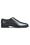 Wednesday Lifestyle_Black Bradley Genuine Leather Wholecut Oxford Shoes _Online_at_Aza_Fashions