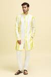 Buy_Aryavir Malhotra_Yellow Silk Viscose Tie-dye Pattern Kurta _at_Aza_Fashions