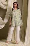 Buy_Tasuvure Indes_Green Cotton Chanderi Embroidered Gara Collared Elahe Rose Pattern Kaftan Shirt _at_Aza_Fashions