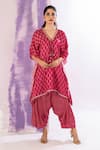 Buy_AMETHYST_Pink Modal Satin Printed Geometric V Neck Kaftan And Dhoti Pant Set _at_Aza_Fashions