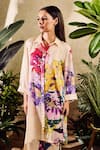 Rainas_Off White Cupro Satin Printed Flower Collared Kurta With Pant _at_Aza_Fashions