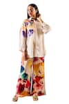 Rainas_Off White Cupro Satin Print Floral Collared Neck Bloom Shirt With Pant _Online_at_Aza_Fashions