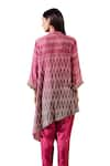 Rainas_Pink Cotton Silk Print Geometric Round Collar Tunic With Pant _Online_at_Aza_Fashions