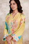 Rainas_Yellow Sequin Georgette Printed Floral Notched Straight Kurta And Pant Set _Online_at_Aza_Fashions