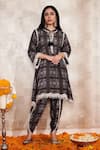 Buy_Rainas_Black Cotton Silk Printed Geometric Round Lace Embroidered Kurta And Pant Set _at_Aza_Fashions