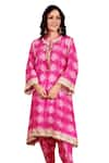 Buy_Rainas_Pink Cotton Silk Printed Geometric Round Embroidered Kurta And Pant Set _Online_at_Aza_Fashions