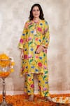 Buy_Rainas_Yellow Cotton Silk Printed Floral Mandarin Collar Straight Kurta And Pant Set _at_Aza_Fashions