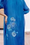 Buy_Vaayu_Blue Muslin Cotton Embroidered Thread Boat Floral Midi Dress 