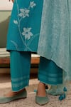 Vaayu_Blue Muslin Cotton Embroidered Floral Applique V Neck Kurta Pant Set _at_Aza_Fashions