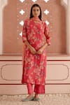 Buy_Vaayu_Pink Muslin Cotton Printed Floral V Neck Kantha Embroidered Kurta Pant Set _at_Aza_Fashions