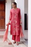 Buy_Vaayu_Pink Muslin Cotton Printed Floral Round Applique Embroidered Kurta And Pant Set _at_Aza_Fashions