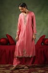 Buy_Label Niti Bothra_Pink Kurta And Pant Chanderi Silk Embroidery Zardozi V Neck Ambi Buta Set _Online_at_Aza_Fashions