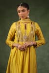 Buy_Label Niti Bothra_Yellow Kurta And Pant Chanderi Silk Embroidery Zardozi Keyhole Set 