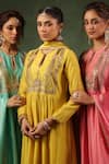 Buy_Label Niti Bothra_Yellow Kurta And Pant Chanderi Silk Embroidery Zardozi Keyhole Set _Online