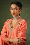 Buy_Label Niti Bothra_Peach Kurta And Pant Chanderi Silk Embroidery Zardozi U Neck Paan Butta Set 