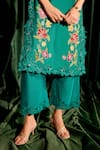 Buy_Chandrima_Green Chanderi Embroidery Floral Round Applique Kurta With Pant _Online_at_Aza_Fashions