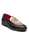 Banjaaran Studio_Black Print Gaja Guardian Titan Loafers _Online_at_Aza_Fashions