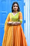 Buy_Suti Kapda_Yellow Taffeta Gota Patti V-neck Color Block Anarkali With Dupatta 