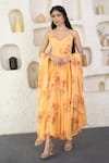 Buy_SUTI KAPDA_Peach Chiffon Printed Floral V Neck Anarkali With Dupatta _at_Aza_Fashions