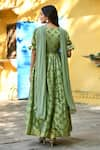 SUTI KAPDA_Green Banarasi Silk Woven Paisley V-neck Checkered Anarkali With Dupatta _Online_at_Aza_Fashions