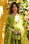 Buy_Suti Kapda_Green Taffeta, Silk Lace V-neck Border Panelled Lehenga Set _Online_at_Aza_Fashions