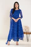 Buy_SUTI KAPDA_Blue Chiffon Hand Embroidered Gota Round Hem Anarkali Set _at_Aza_Fashions