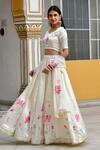 SUTI KAPDA_Off White Saatan Silk Hand Embroidered Lotus Leaf Pattern Lehenga Blouse Set _Online_at_Aza_Fashions